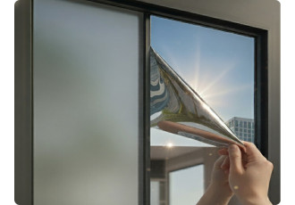 Customised privacy film, your ally against prying eyes